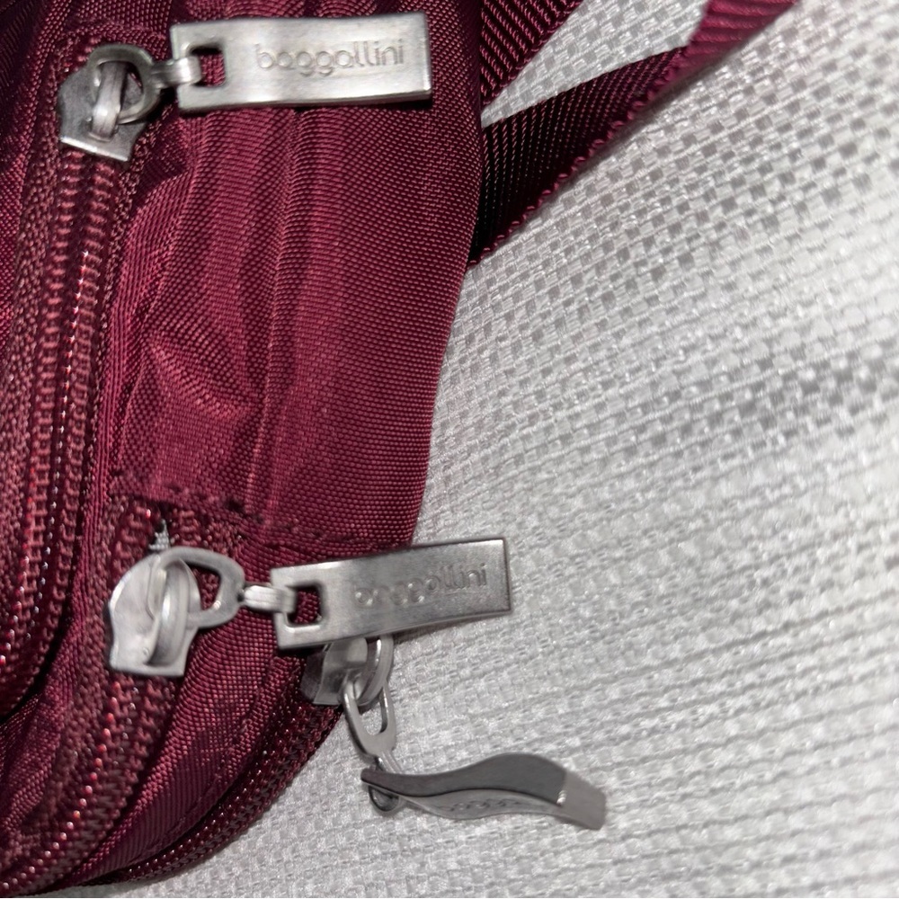 Baggallini Trifecta Wallet RFID Crossbody Bag - Picture 14 of 15